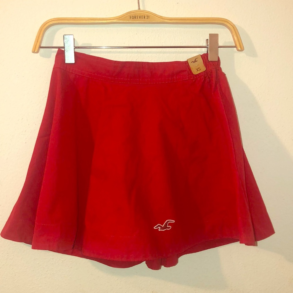Red Hollister skirt